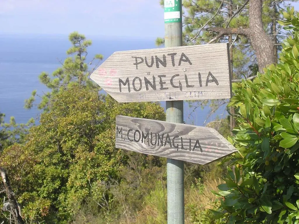 Villa Venino Moneglia 0*,  Italy